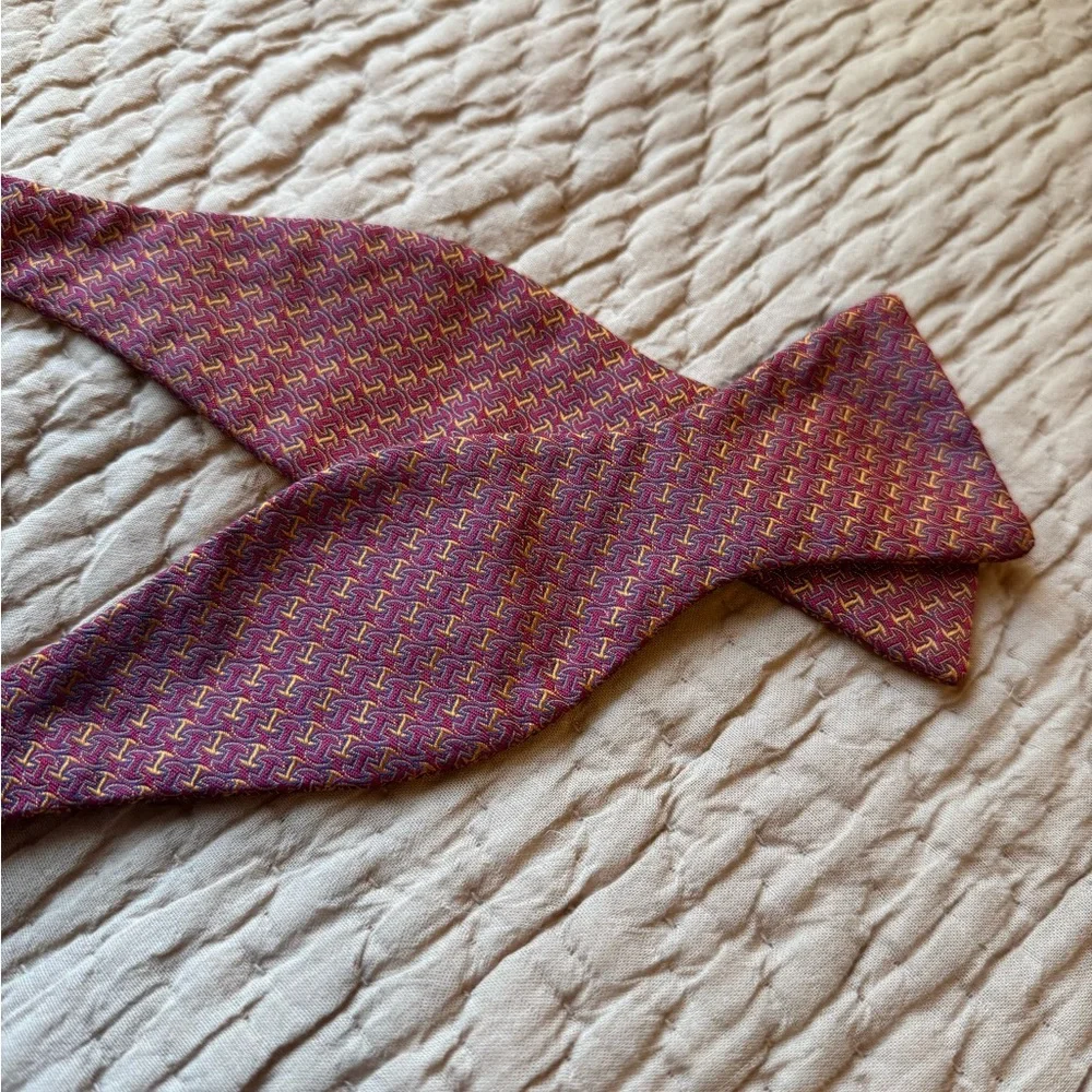 HERMES Men’s Bow Tie in Red & Yellow, 100% Silk, Made in Paris, good condition - Picture 6 of 8
